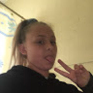 Meet your Posher, Ava